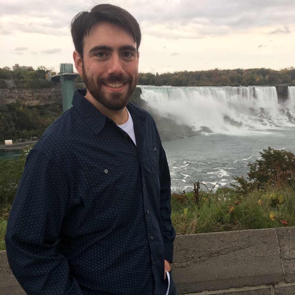 Meet your Posher, Alex